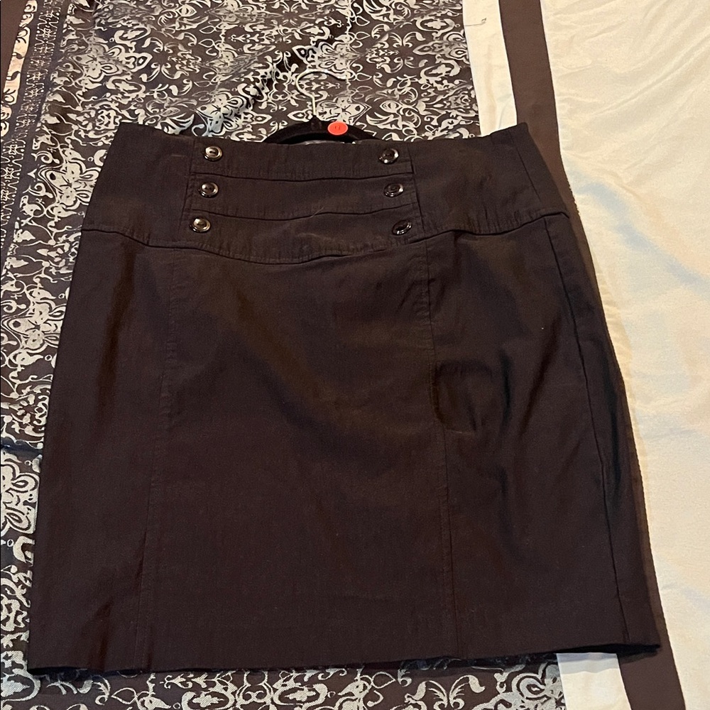Chic Black Mini Skirt - Picture 2 of 8